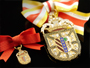 Medalla de la Divisa, Solar y Casa Real de la Piscina